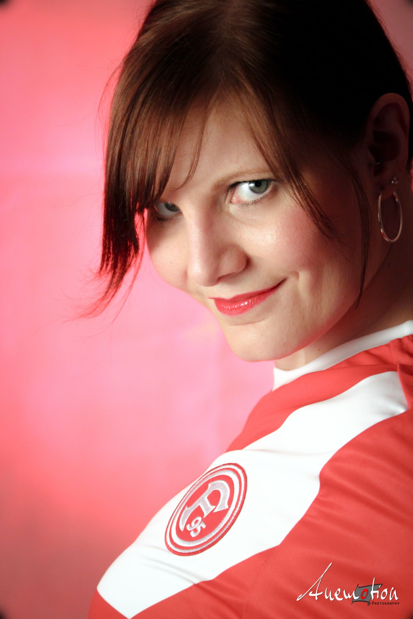 Nadine (18)